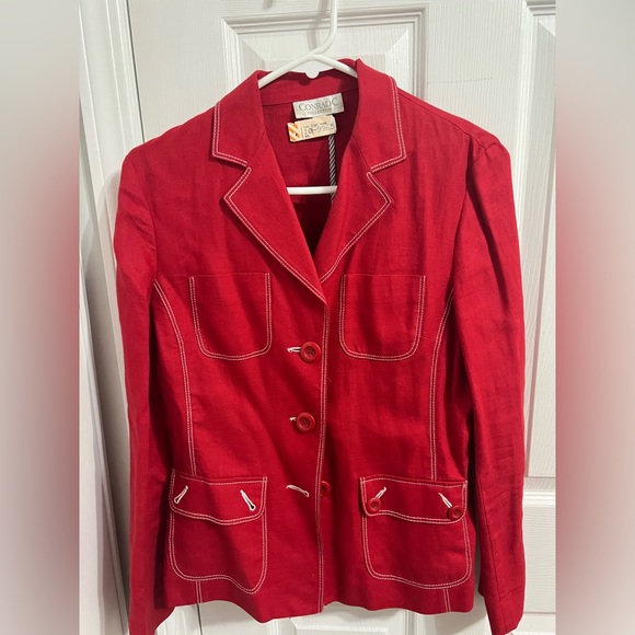 Beautiful red jacket - Picture 1 of 2